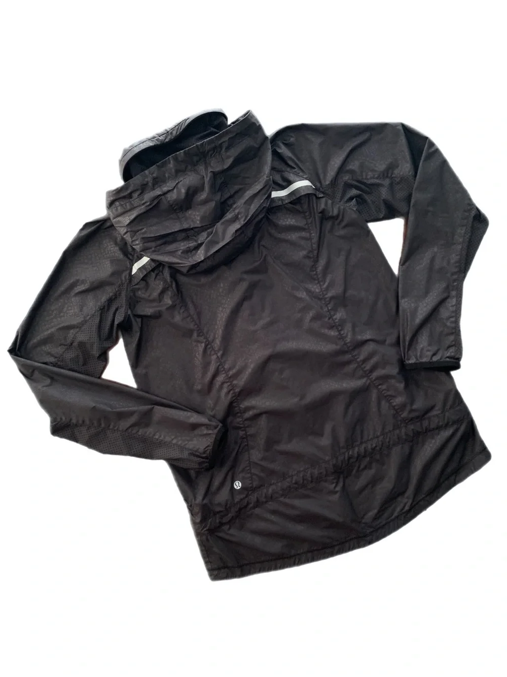Lululemon Miss Misty Jacket II Size 6 Windbreaker Desert Snake Embossed Black
